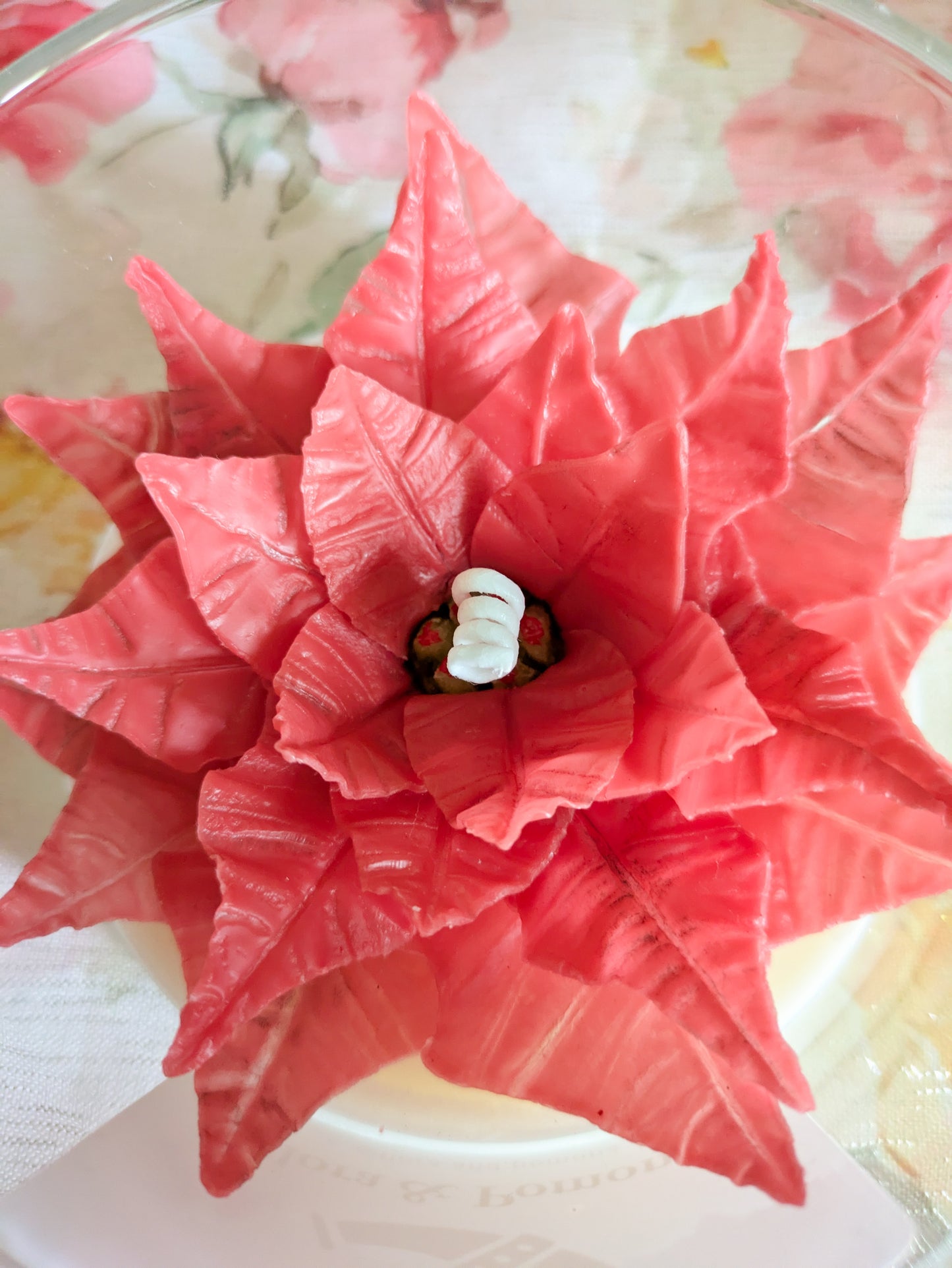 POINSETTIA CANDLE